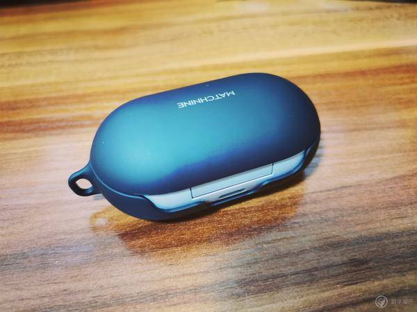 绝地求生大巴车英国街头派发免费限定礼物_星空体育APP网站(图2) 星空体育app下载