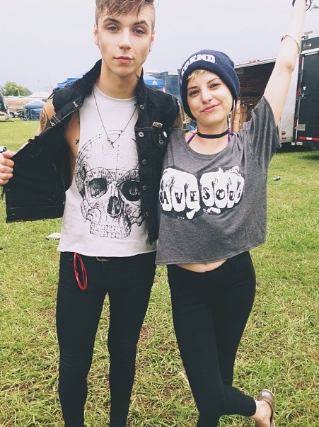 星空体育app下载|2019年度颁奖盛典落幕 FPX豪揽11项奖项(图1) 星空体育app下载