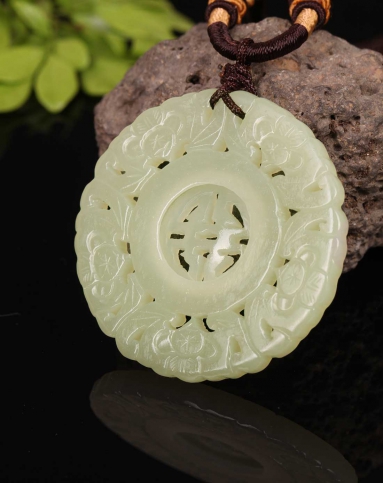 星空体育APP-重庆两江新区:社区居民进科普教育馆参观学习(图2) 星空体育APP网站