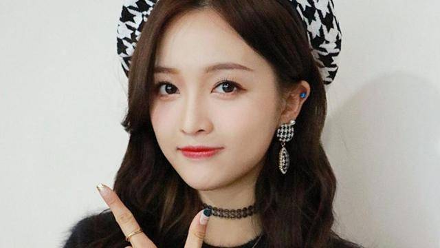 
二次元手游请流量明星来代言？游戏筹谋总是找禁绝受众定位：星空体育APP(图3)